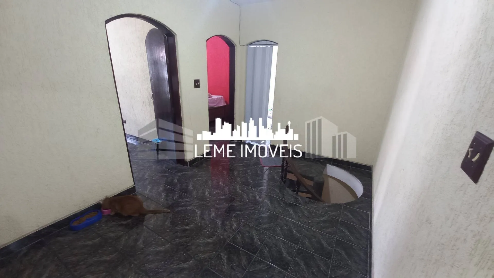 Foto do imóvel SOBRADO AMPLO ACEITA FINANCIAMENTO HABITACIONAL E UTILIZAÇÃO DO FGTS.