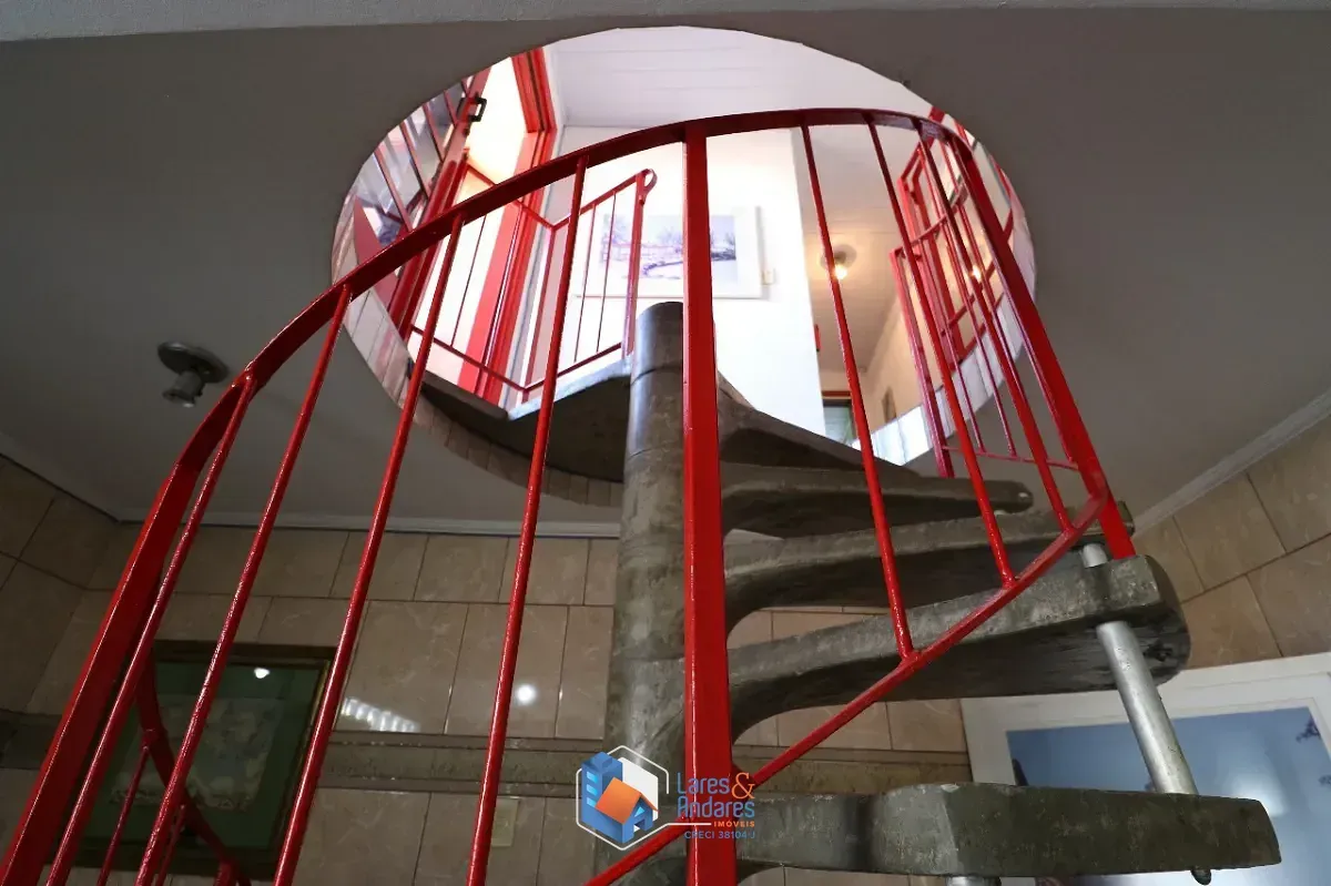 Imagem Sobrado para venda em Vila Ipojuca com 4 quartos, sendo 1 suíte, 520m²