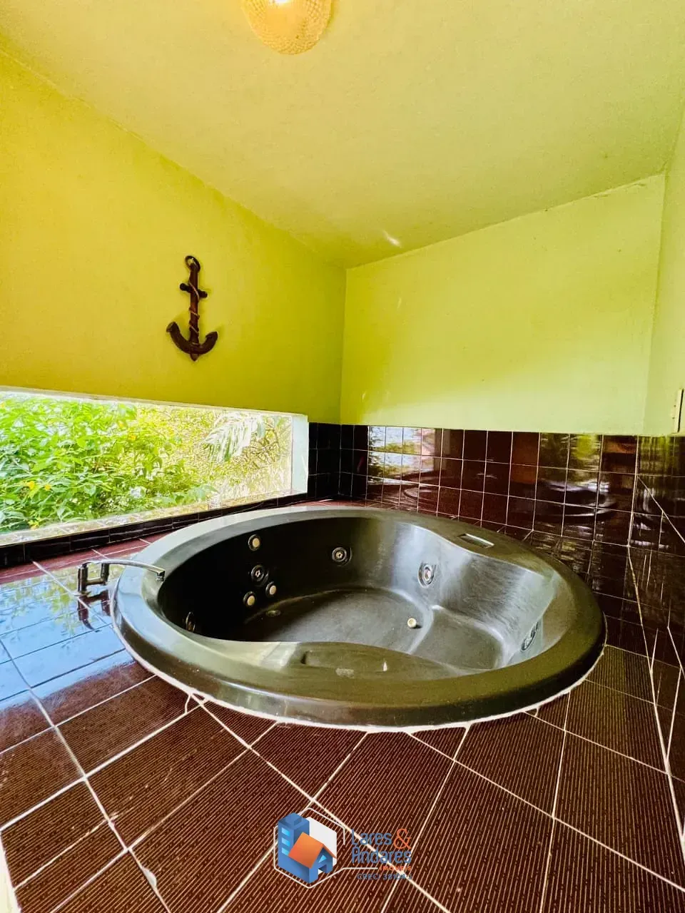 Imagem Casa no condomínio Rua Indore para venda com 3 quartos, 1,000m²
