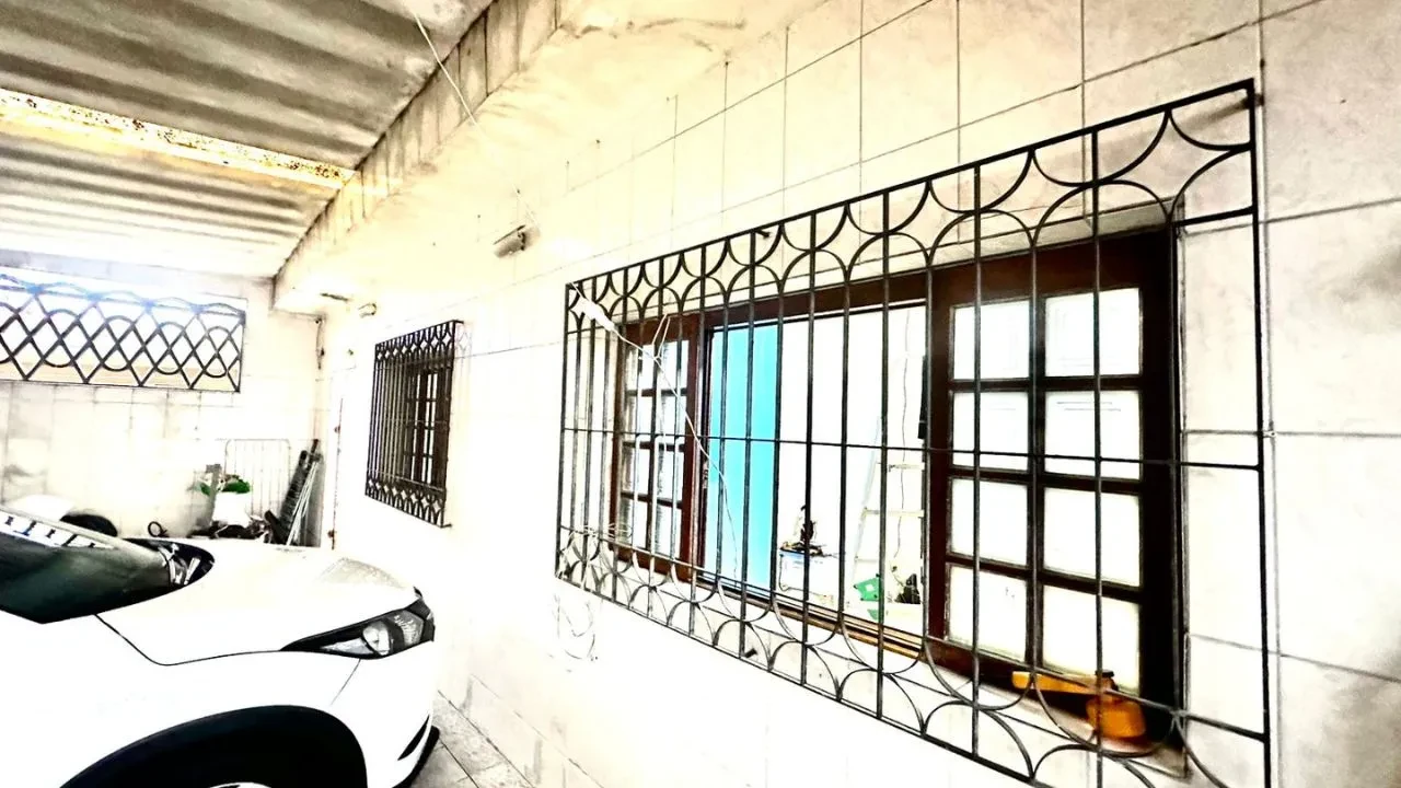 Imagem Casa com 3 Quartos à Venda, 275 metros em Bom Retiro - Santos