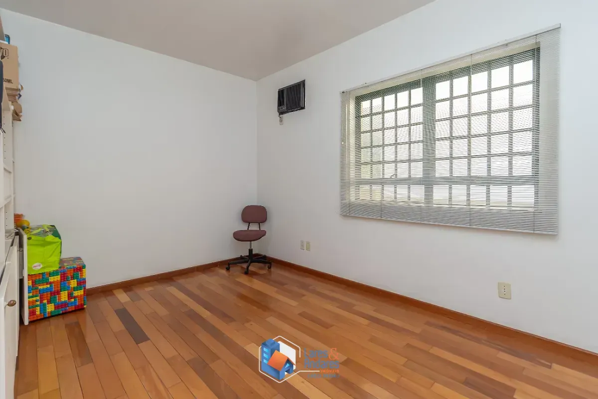 Imagem Casa para venda em Brooklin com 4 quartos, 236m²