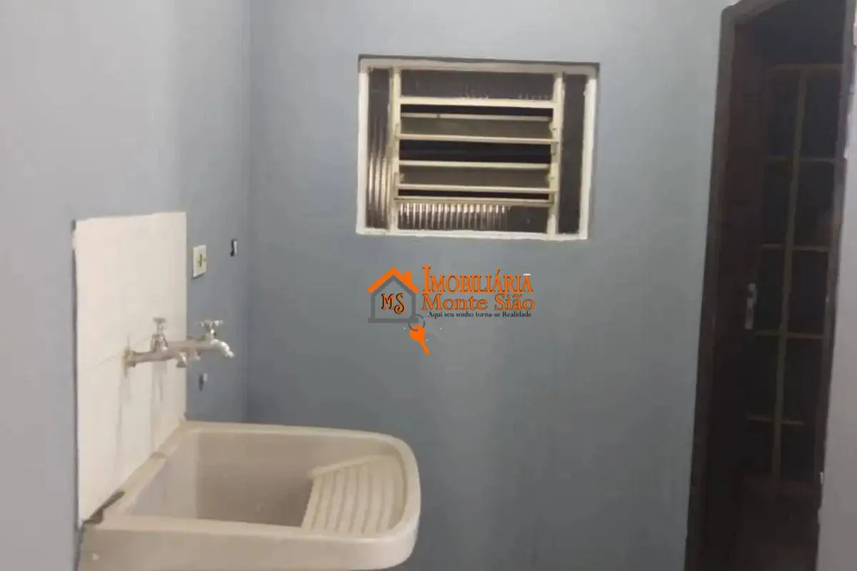 Imagem Sobrado com 3 dormitórios à venda, 162 m² por R$ 764.000,00 - Vila Rosália - Guarulhos/SP
