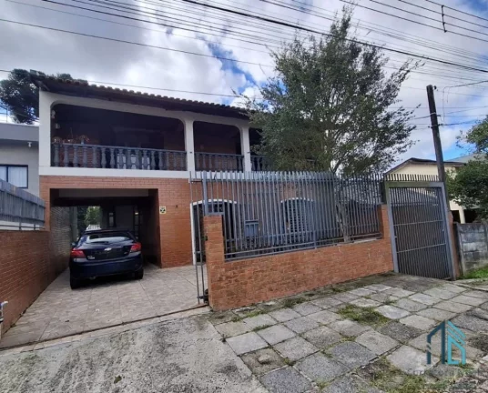 Foto do imóvel Casa com edícula, 05 quartos sendo 02 suítes, no São Lourenço em Curitiba PR
