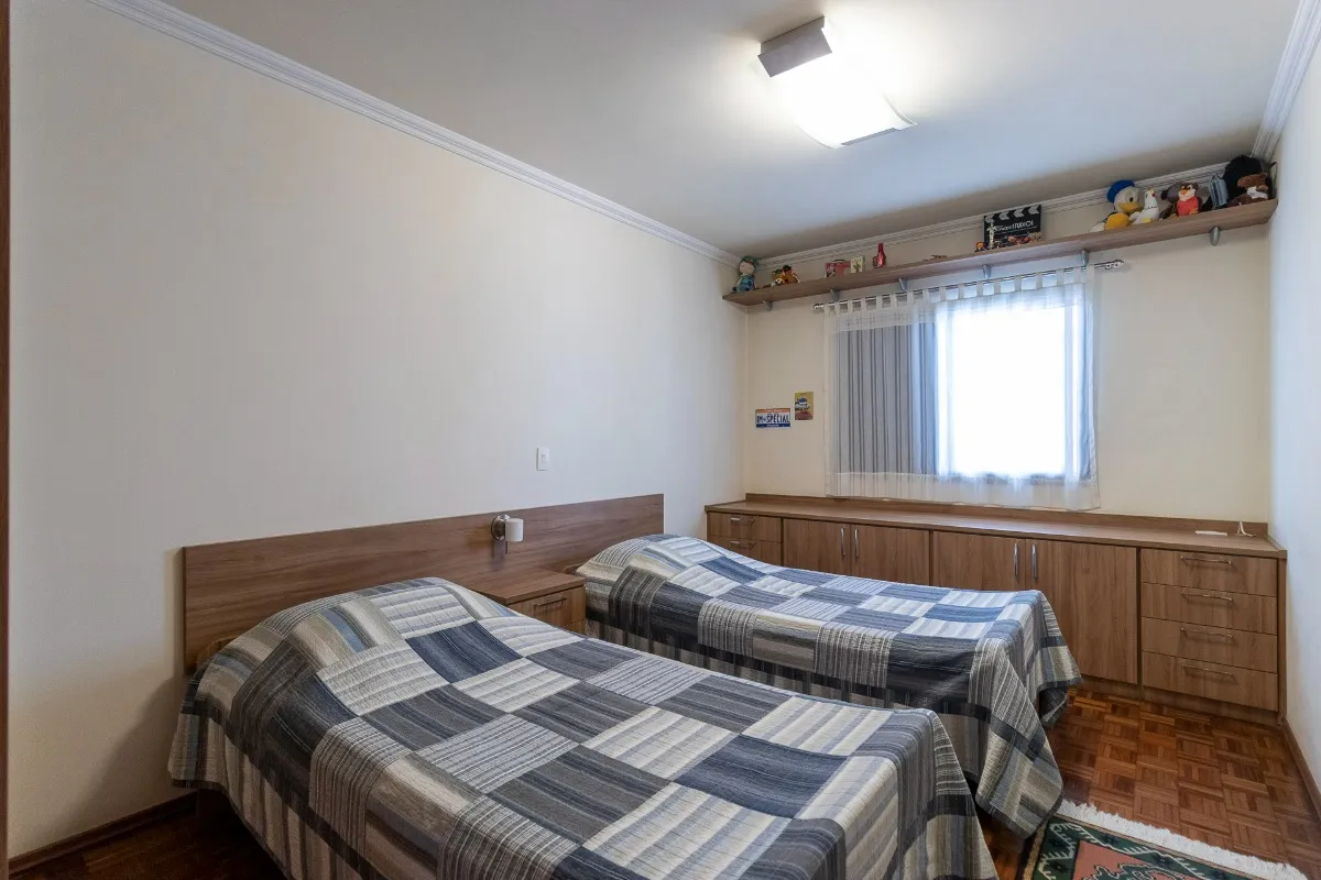 Imagem Apartamento para venda em Vila Bastos com 4 quartos, sendo 1 suíte, 142m2