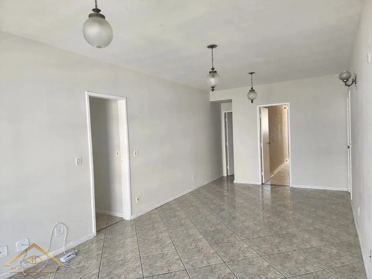 Imagem Apartamento para Venda em Cabo Frio / RJ no bairro Vila Nova