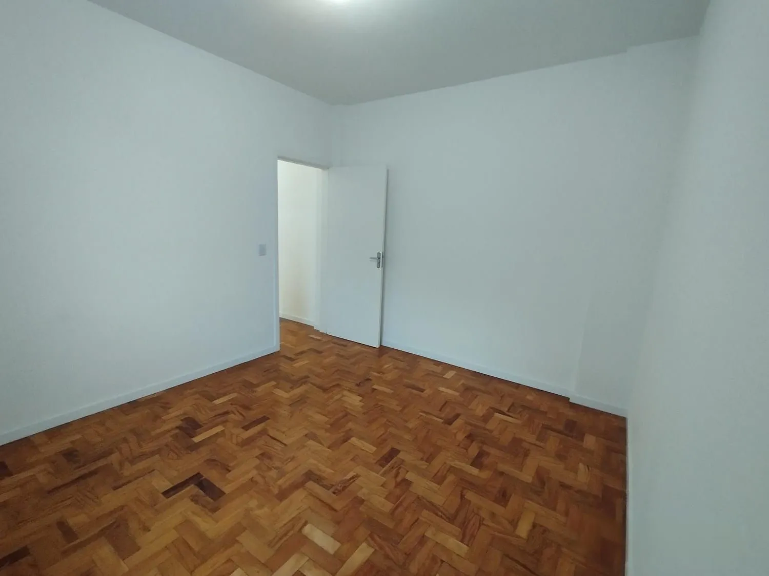 Imagem Apartamento de 2 dormitórios com dependência - 75 m² | Rua Riachuelo
