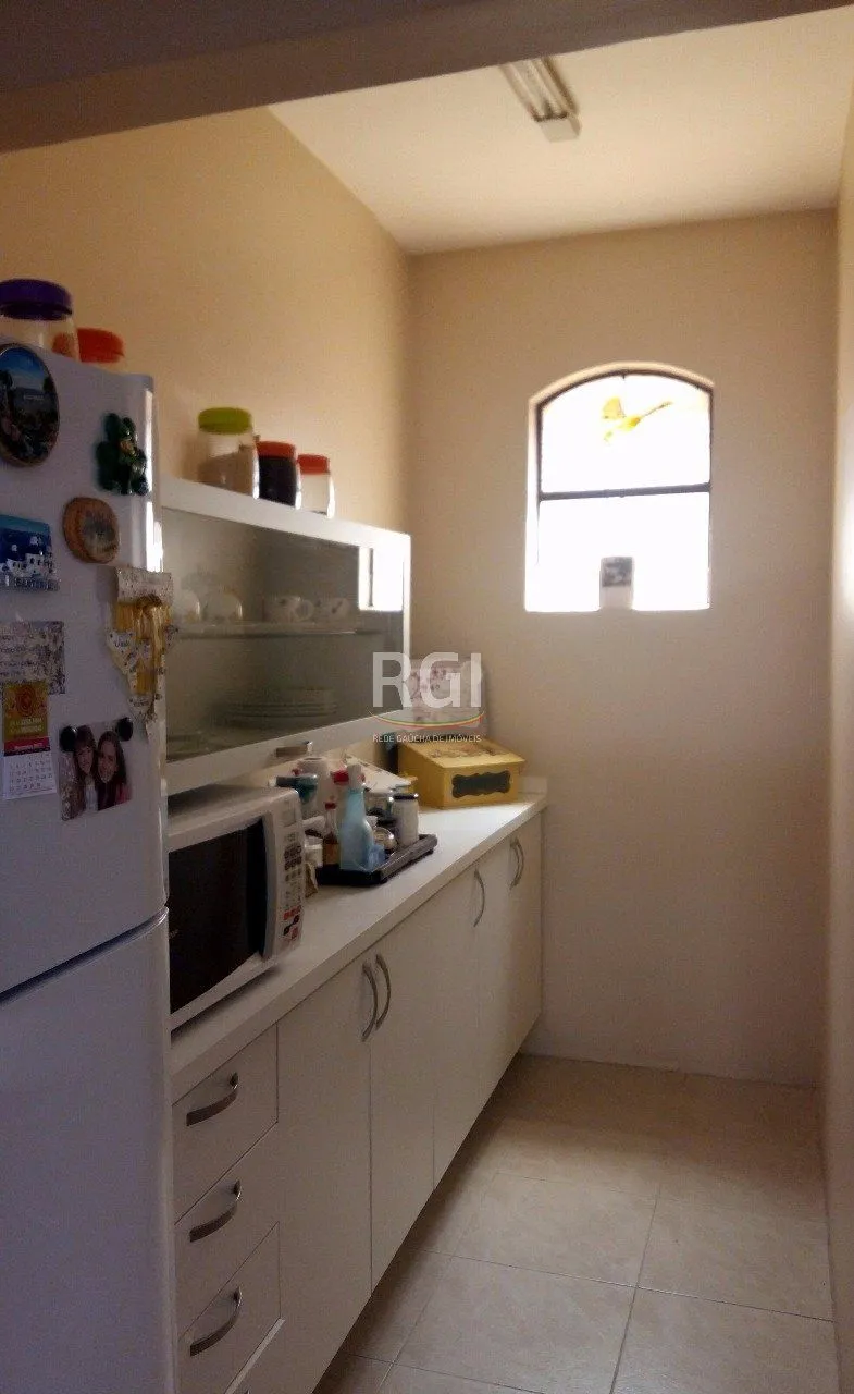 Imagem Casa para Venda - 190m², 3 dormitórios, 2 vagas - Medianeira