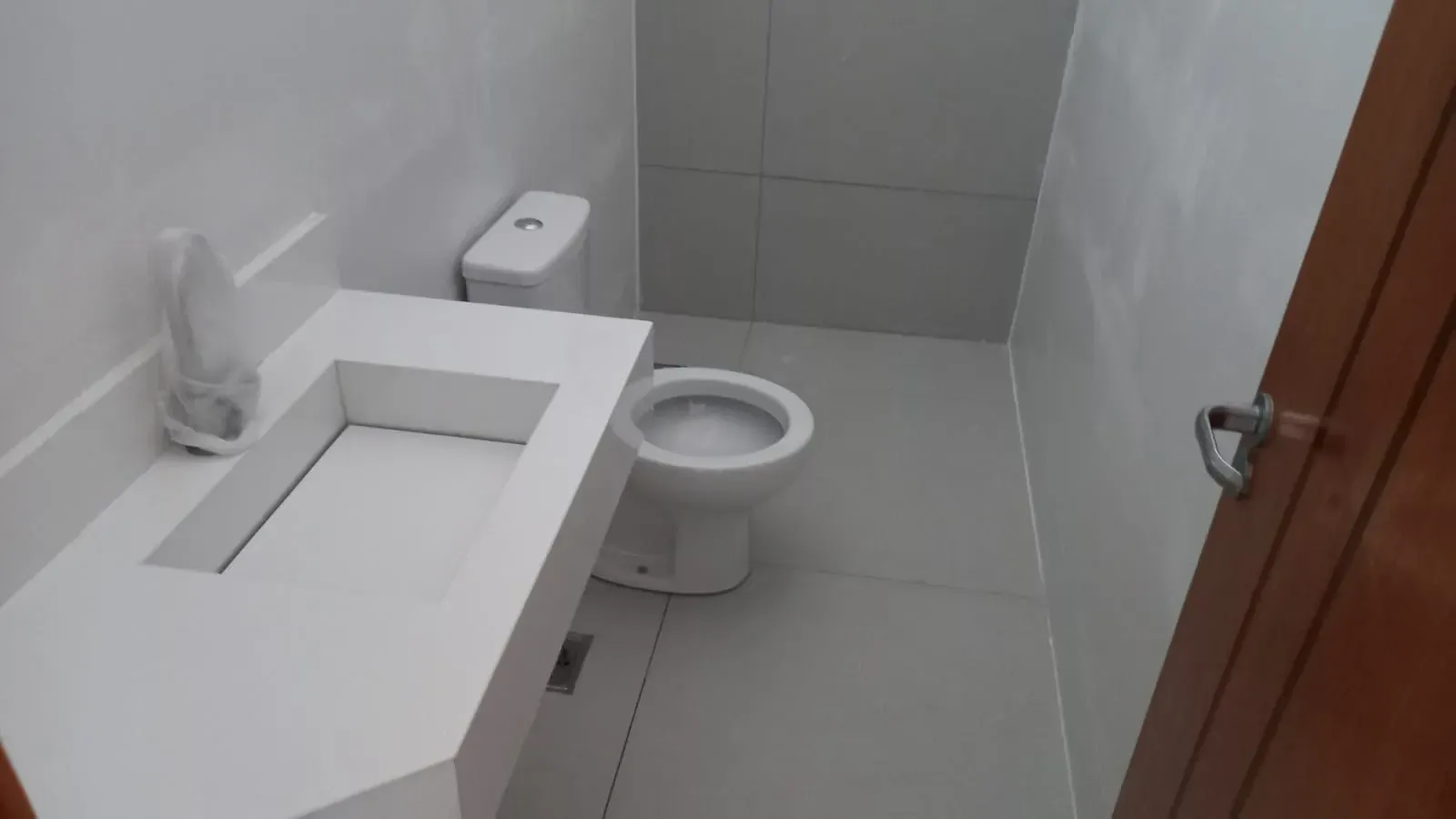 Foto do imóvel: Casa com 3 Quartos à Venda, 110, 9 m² em Jardim Iara - Betim em Rua Jose Honório da Silva., nº 40. Jardim Iara/ Angola, Betim - MG