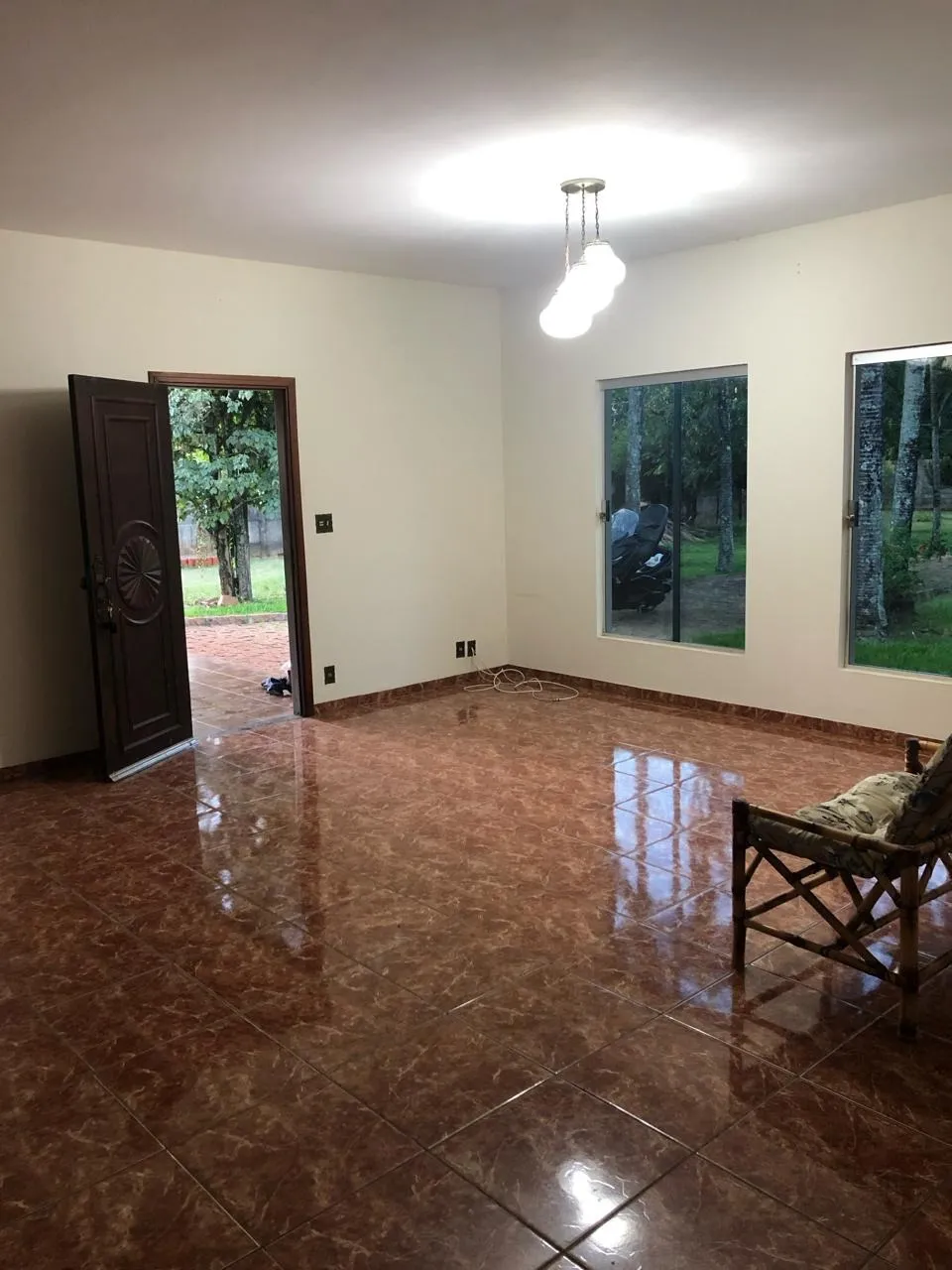 Imagem Excelente Terreno de 2290m², Localizado no Centro de Araçoiaba da Serra!