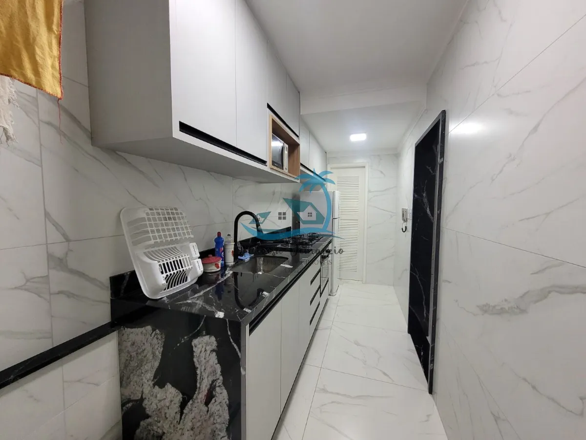 Imagem Apartamento com 3 dormitórios, mobiliado, à venda em Ubatuba, a 400m da Praia Grande
