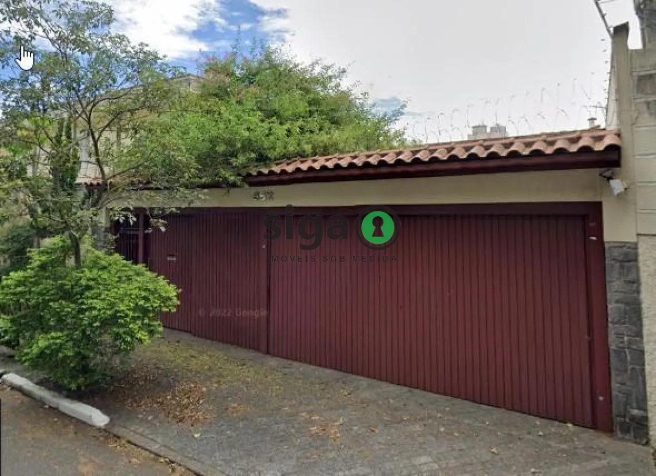 Foto do imóvel Casa Térrea à venda no Planalto Paulista com 2 suítes e 4 vagas cobertas em São Paulo