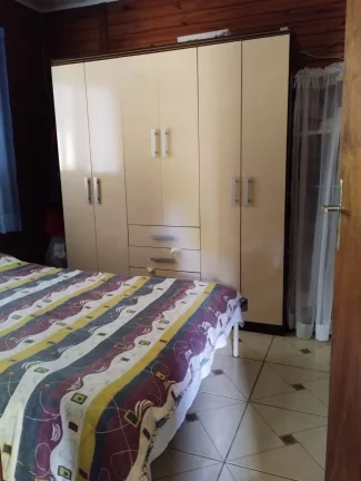 Imagem MINI SÍTIO - Medindo 726m², Chalé com 72m², Galpão 24m², Piscina, Viamão