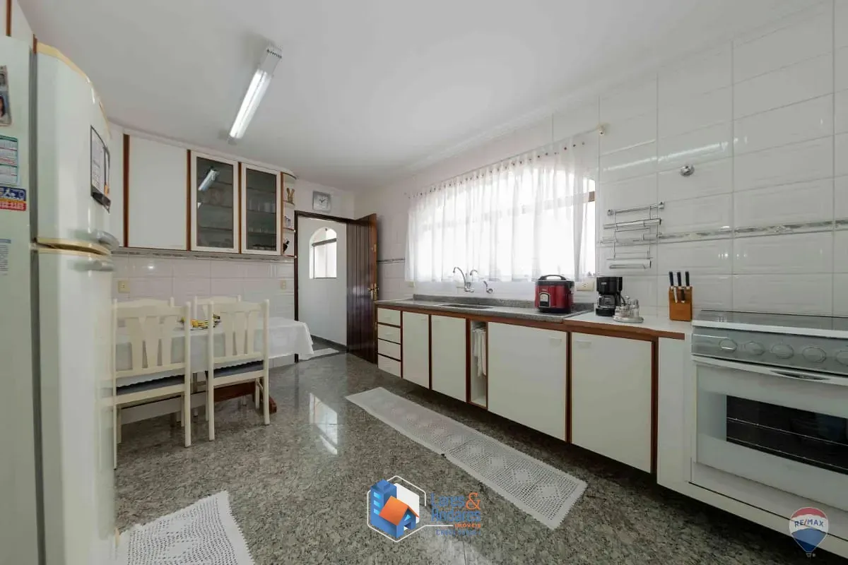 Imagem Sobrado para venda em Vila Gustavo com 3 quartos, sendo 1 suíte, 173m²