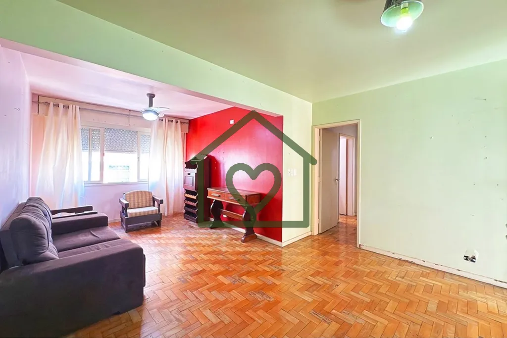 Localizado na Rua Senhor dos Passos, este apartamento de 114,63m² de área útil combina amplitude,...