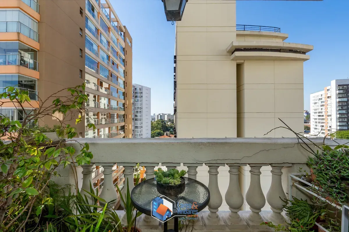 Imagem Apartamento para venda em Campo Belo com 3 quartos, sendo 1 suíte, 98m²