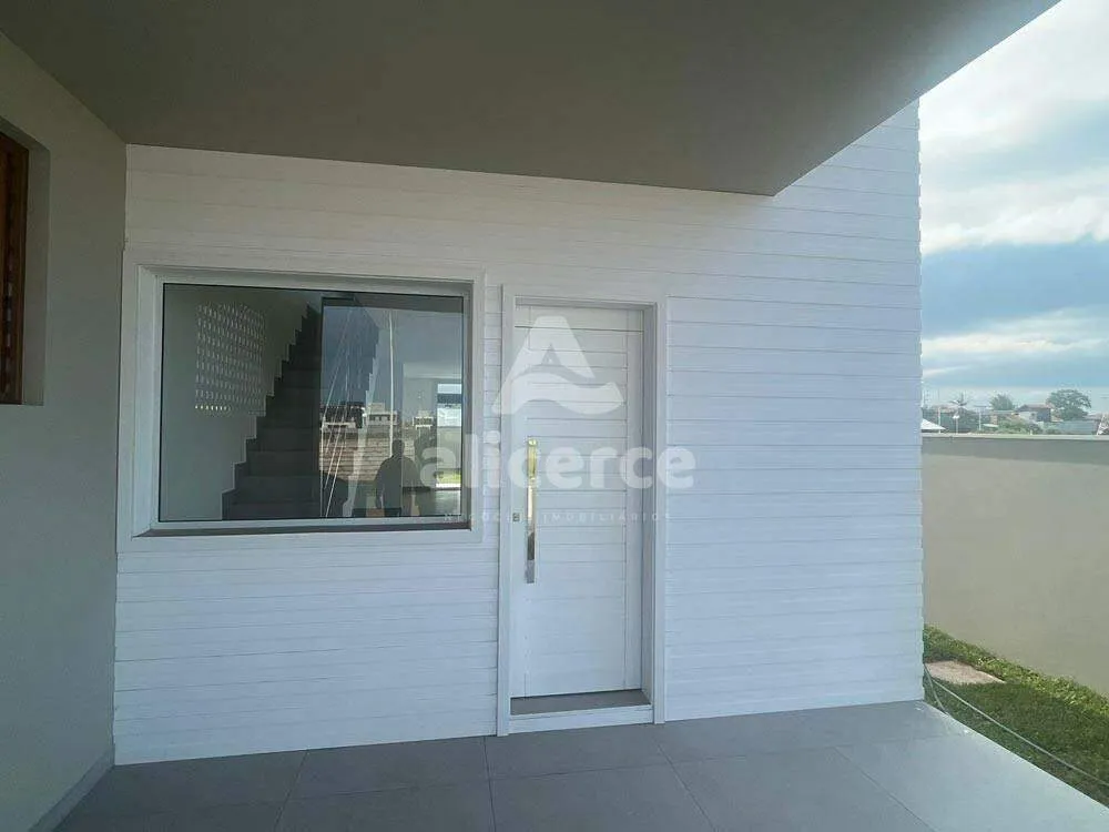 Imagem Casa à venda com 3 quartos 1 suíte, 148m² em Campeche Florianópolis