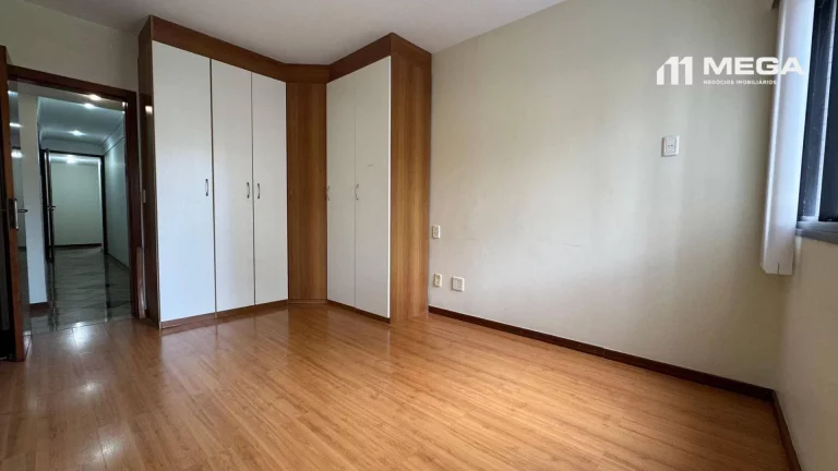 Imagem Apartamento com 4 dormitórios à venda, 250 m² por R$ 2.200.000,00 - Praia da Costa - Vila Velha/ES