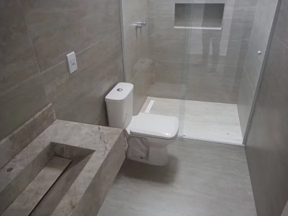 Imagem EXCELENTE IMÓVEL, Casa térrea 95m², três dormitórios, suíte, Cond. Fechado