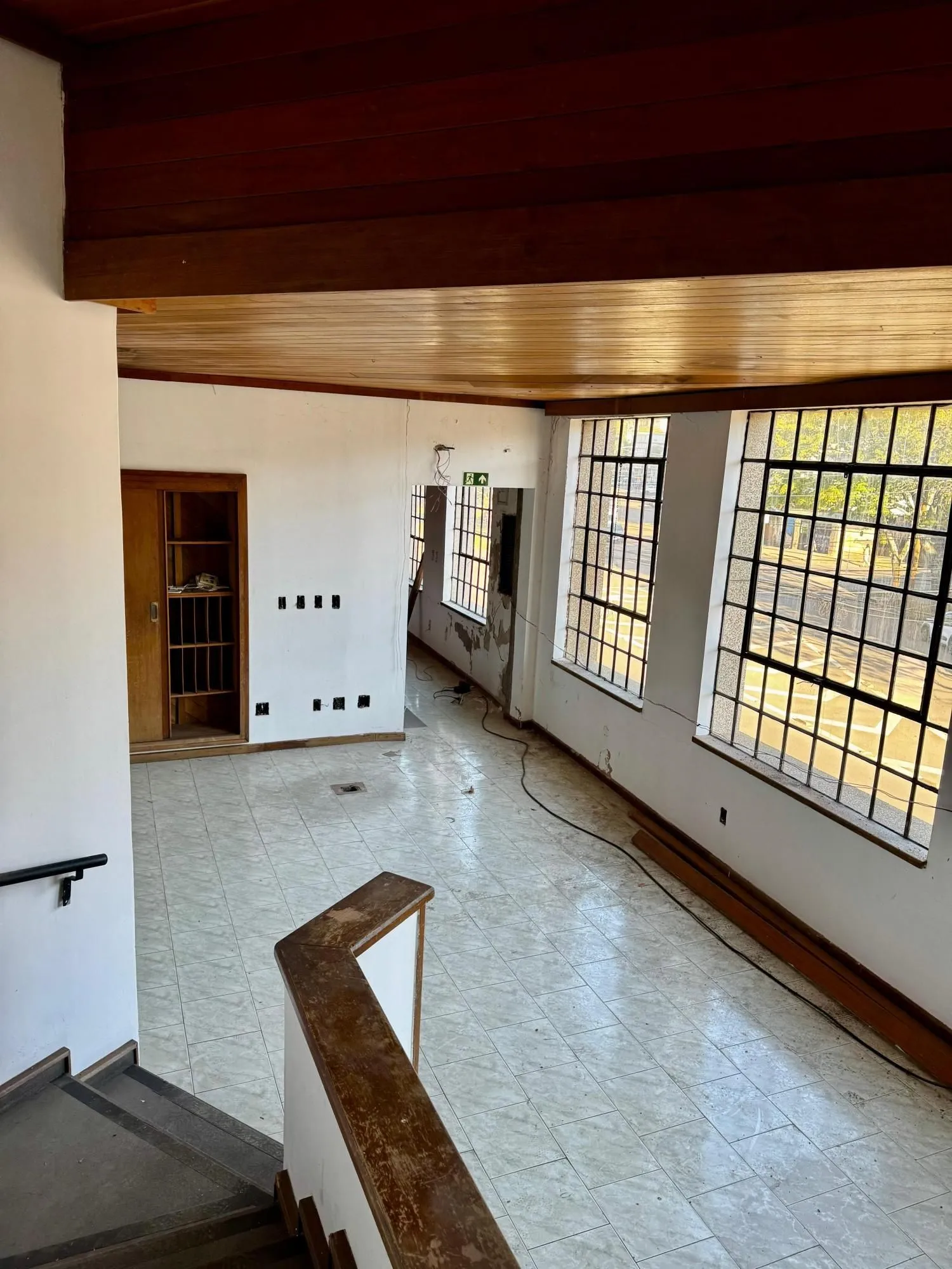 Imagem Predio para Locação/Aluguel - 400m², 0 dormitórios, Floresta