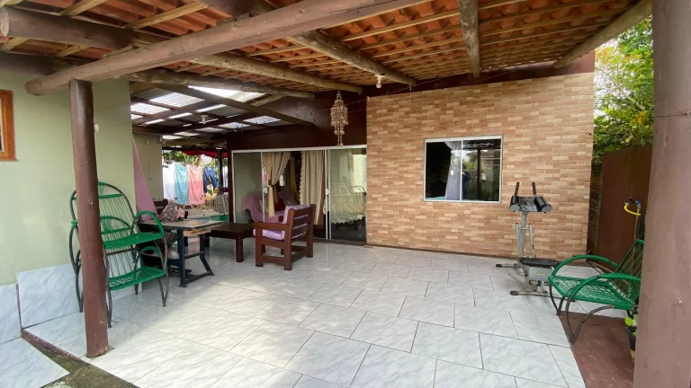 Imagem Venda de Duas Casas no Campo Duna: 5 Quartos, 1 Suíte, 2 Salas e 176m² em Garopaba-SC! Próximo ao Supermercado Silveira e IFISC.