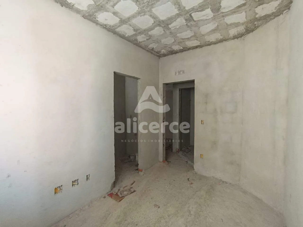 Imagem Apartamento de 86m² com 2 suítes + lavabo - no bairro Campinas, São José/SC
