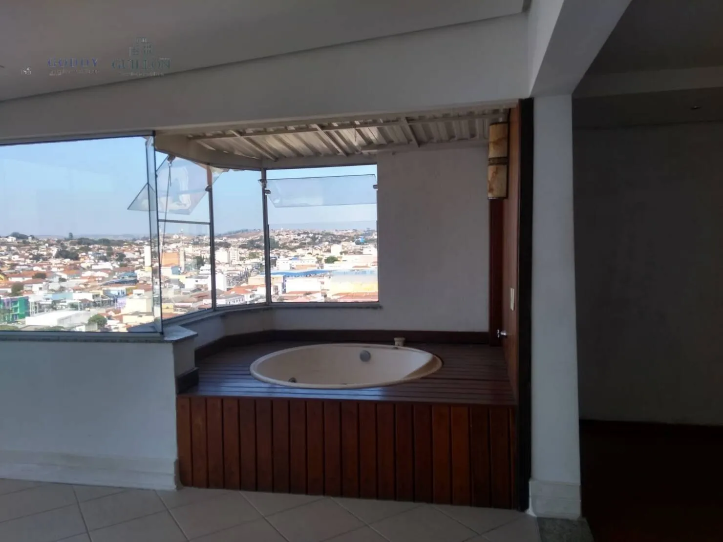 Imagem Apartamento à venda 3 Quartos, 1 Suite, 3 Vagas, 165M², Centro, Taubaté - SP | Edifício Lucci Righi