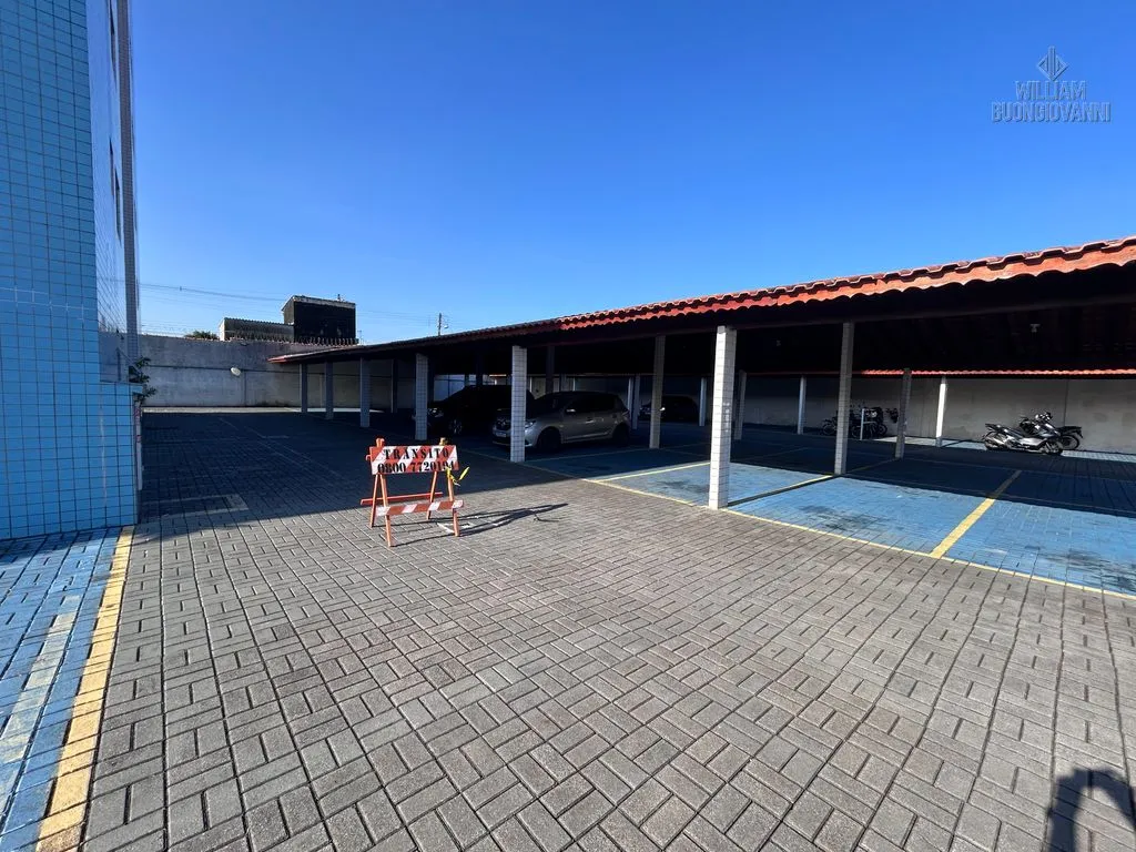 Imagem Caiçara te chama: apartamento a 820m da praia por R$ 280 mil