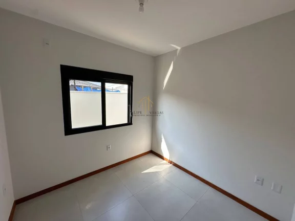 Imagem Casa térrea de 3 dormitórios com suíte sozinha no terreno