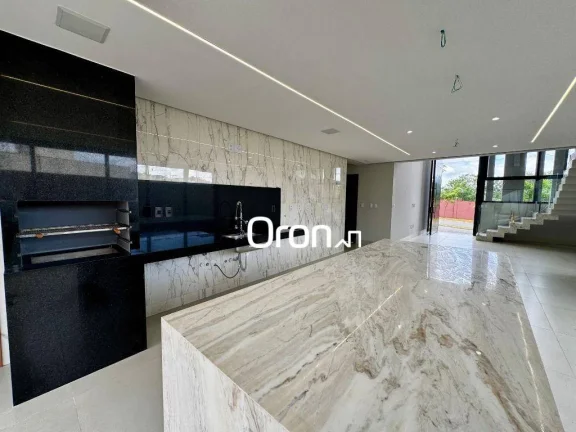 Imagem Sobrado à venda, 256 m² por R$ 1.990.000,00 - Jardins Capri - Senador Canedo/GO