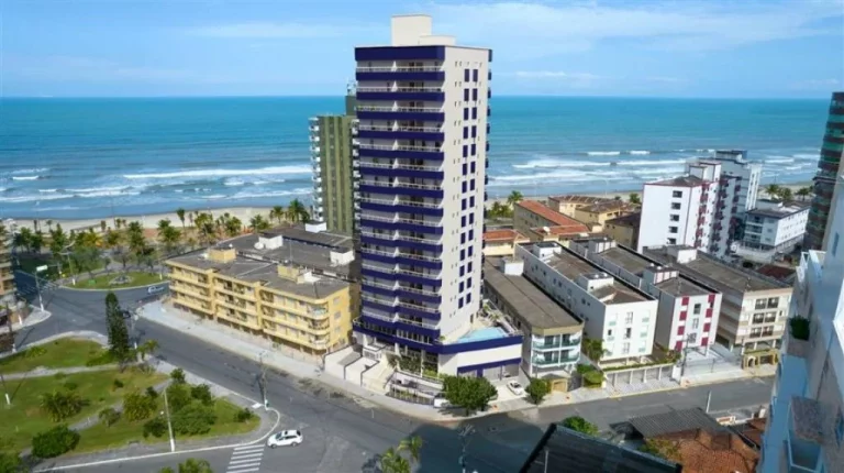 Imagem Apartamento com 2 dormitórios à venda, 72 m² por R$ 575.000,00 - Caiçara - Praia Grande/SP