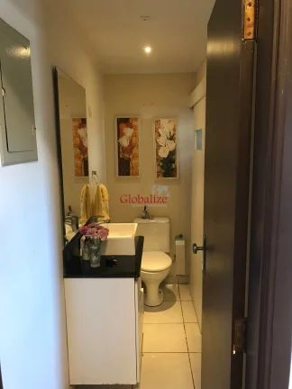 Imagem SOBRADO, 4 QUARTOS, 3 SUÍTES, 1 QUATRO DE EMPREGADA COM BANHEIRO, GARAGEM COBERTA, PISCINA E CHURRASQUEIRA