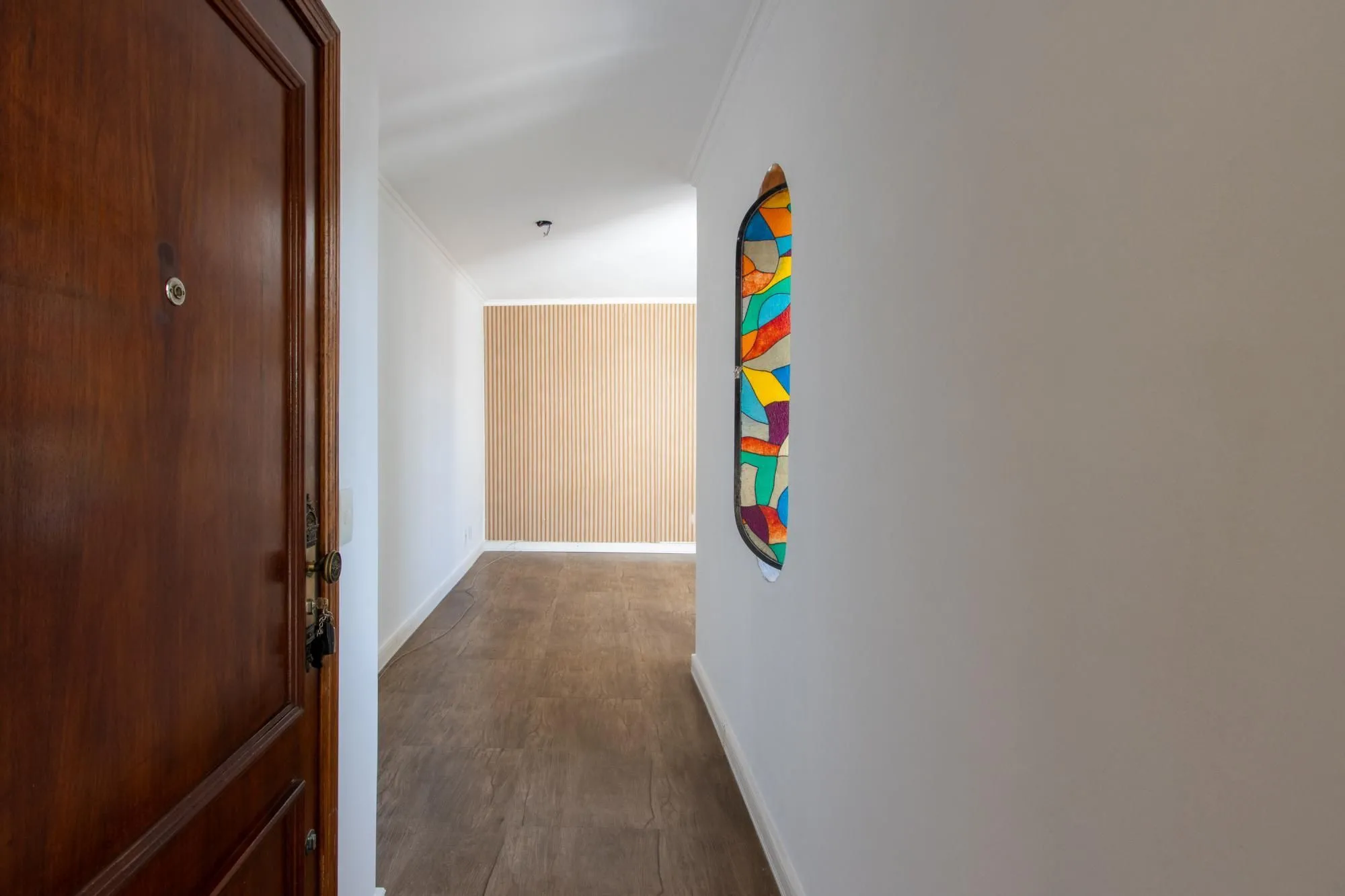Imagem Apartamento com 2 dormitórios com 74m² e 1 vaga e no Menino Deus