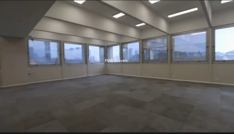 Imagem Conjunto comercial com 415m² e 7 vagas na Vila Olímpia.