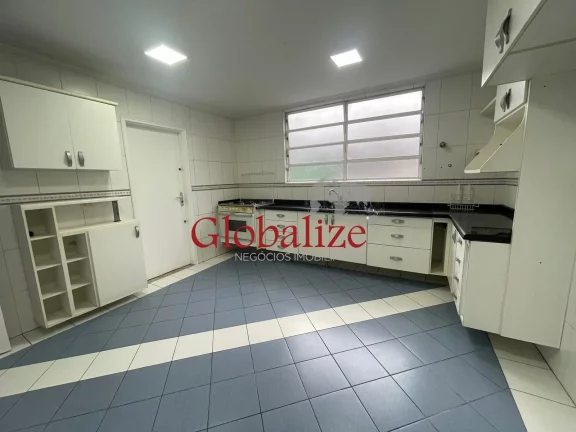 Imagem Sobreposta Duplex com Piscina Privativa à venda com 3 Suítes e 2 Vagas no Bairro do Embaré em Santos por R$ 1.600.000,00