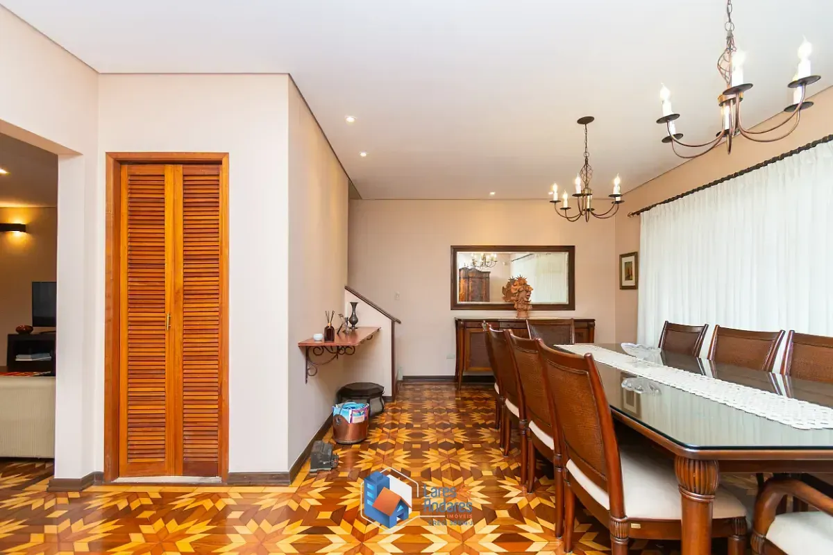 Imagem Casa para venda em Jardim da Saúde com 3 quartos, sendo 1 suíte, 350m²