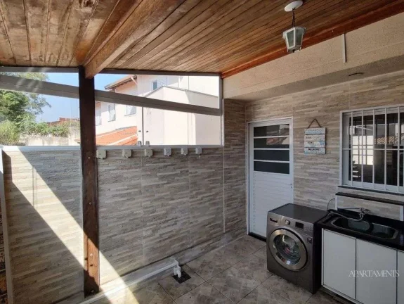 Imagem Lindo Sobrado em condomínio de 02 Dormitórios com cozinha planejada - Mobiliada!