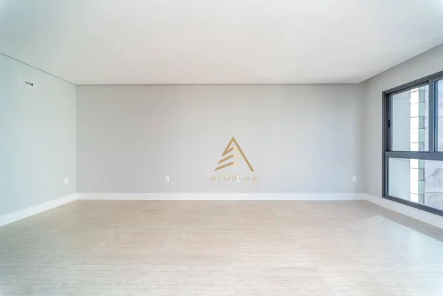 Imagem Apartamento com 3 dormitórios à venda, 120 m² por R$ 2.750.000,00 - Centro - Balneário Camboriú/SC