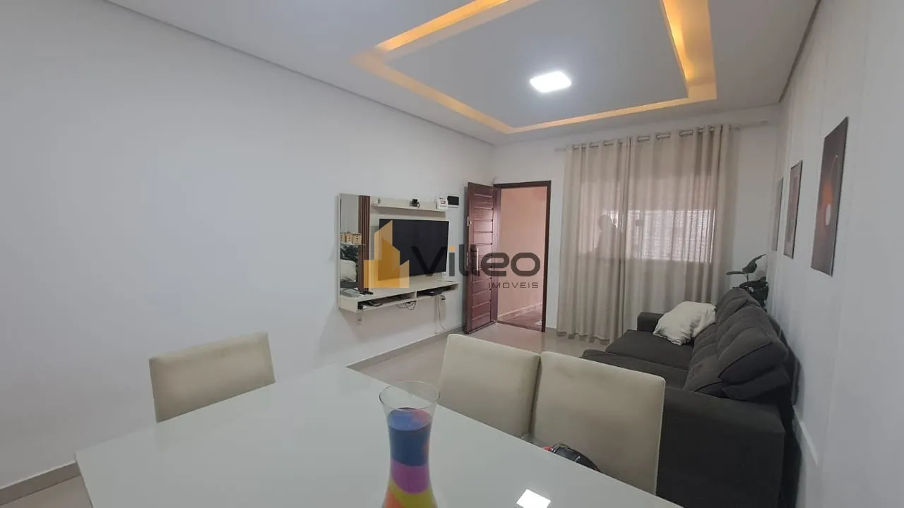 Imagem Descubra a combinação ideal entre tranquilidade, sofisticação e funcionalidade nesta charmosa ca...