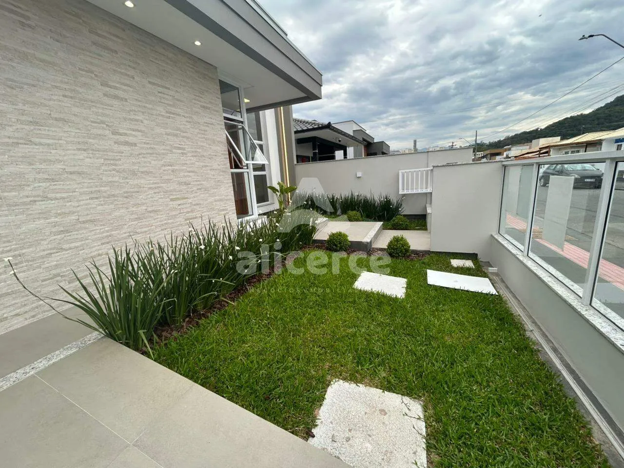 Imagem Casa à venda com 3 quartos I 1 suíte I 100m² I piscina I em Bela Vista Palhoça