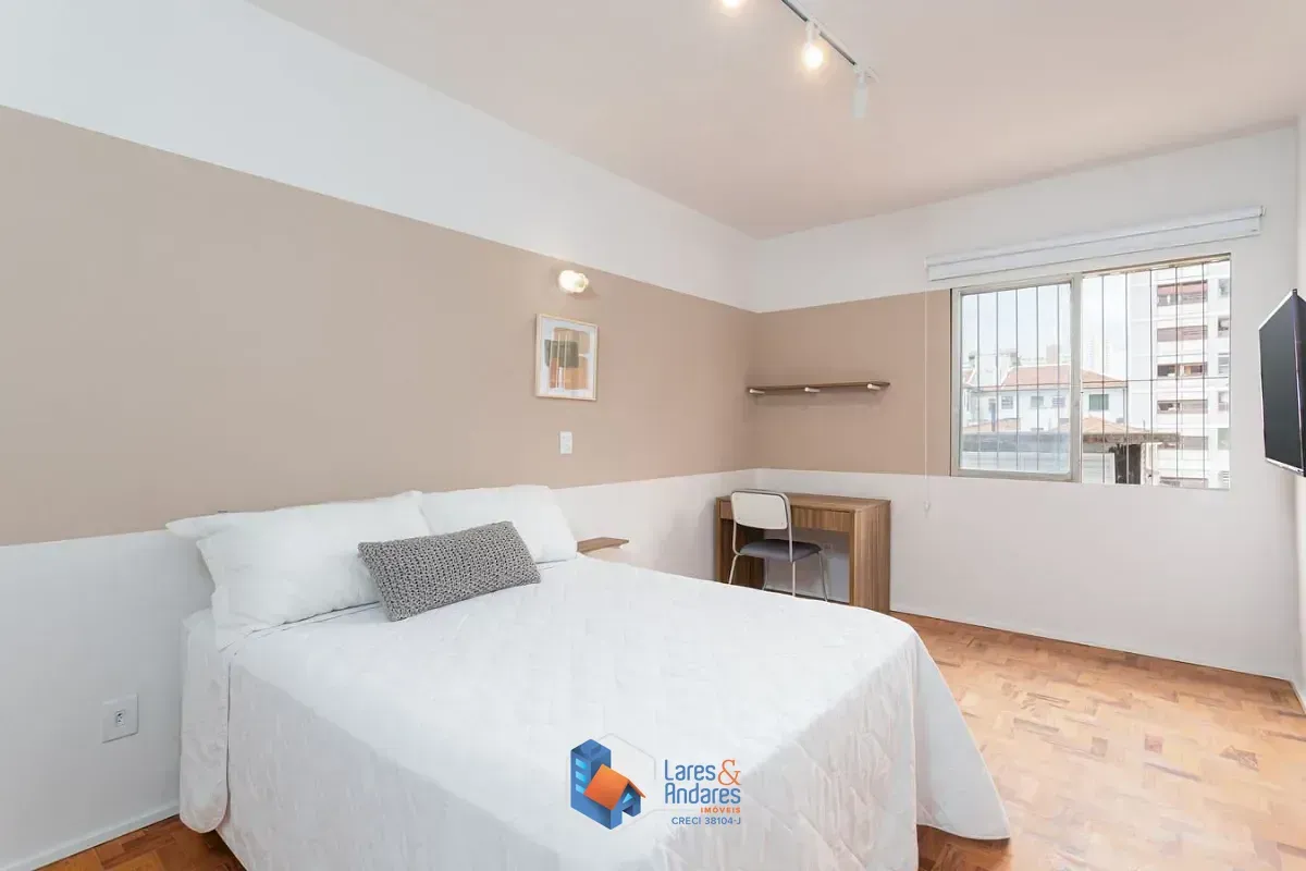 Imagem Apartamento para venda em Pinheiros com 4 quartos, sendo 1 suíte, 135m²