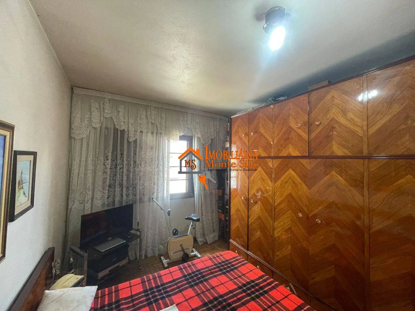 Imagem Sobrado com 3 dormitórios à venda, 240 m² por R$ 640.000 - Ponte Grande - Guarulhos/SP