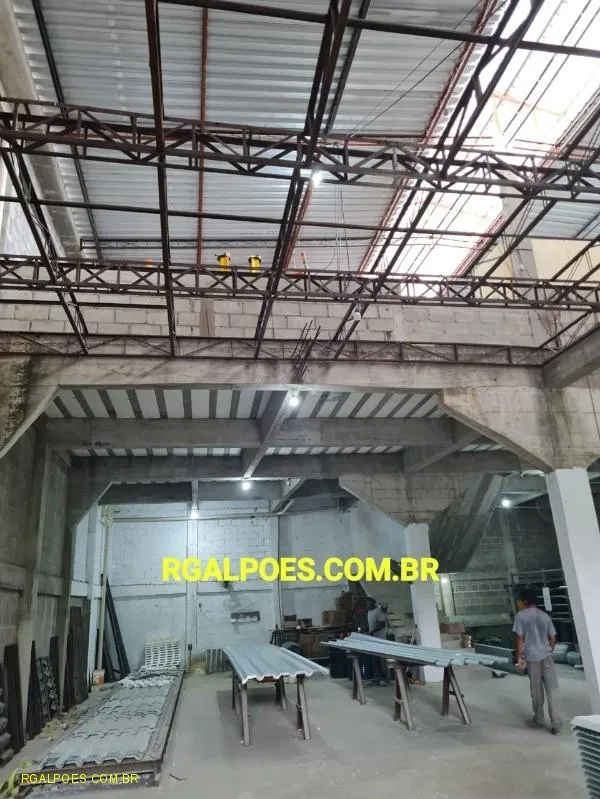 Imagem Galpão para Venda em DUQUE DE CAXIAS, Campos Elíseos, 2 banheiros