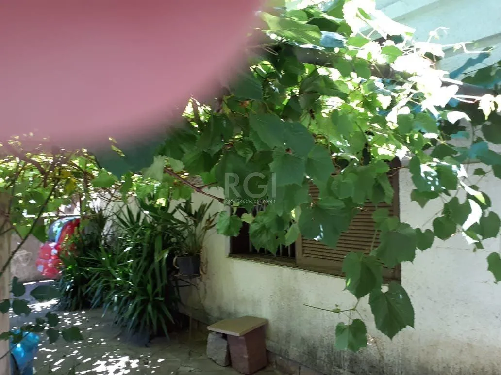 Imagem Casa para Venda - 120m², 3 dormitórios, 1 vaga - Santa Tereza
