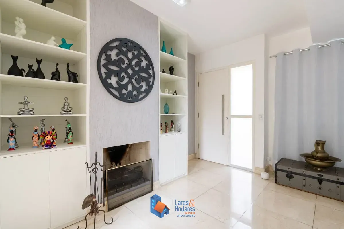 Imagem Casa no condomínio New England Condominium para venda e locação com 4 quartos, sendo 2 suítes, 292m²