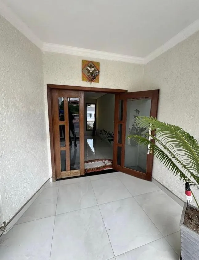 Imagem BELÍSSIMA CASA À VENDA EM BETIM/ 180 m²