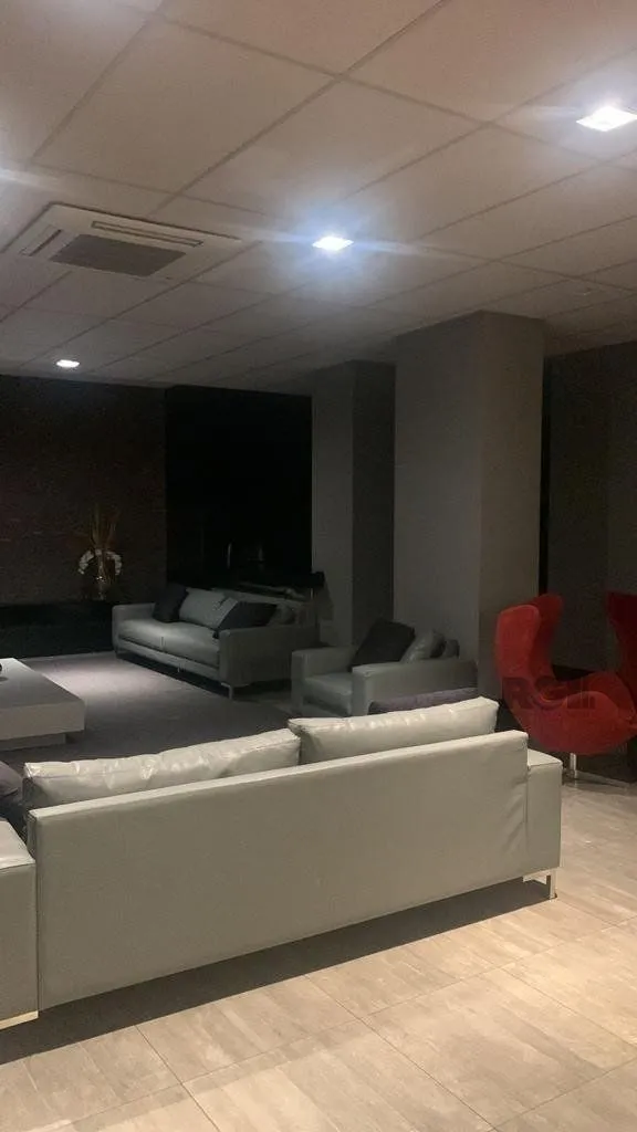 Imagem Loft mobiliado, com 38,69 privativo com 1 box perto da PUC-RS no bairro Jardim Botânico em Porto Alegre.