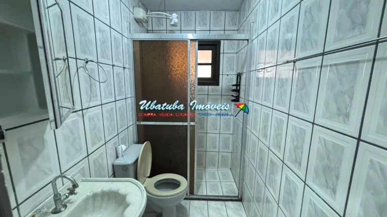 Imagem Casa a 200 metros da Praia do Perequê-açu com edícula