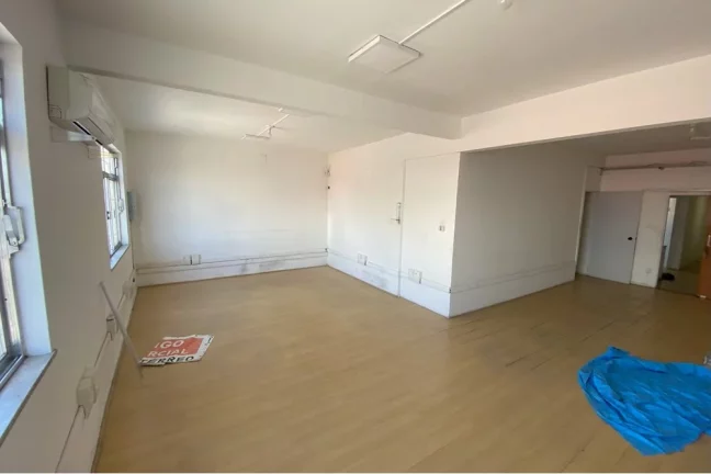 Imagem Oportunidade Única: Andar Comercial em Bonsucesso