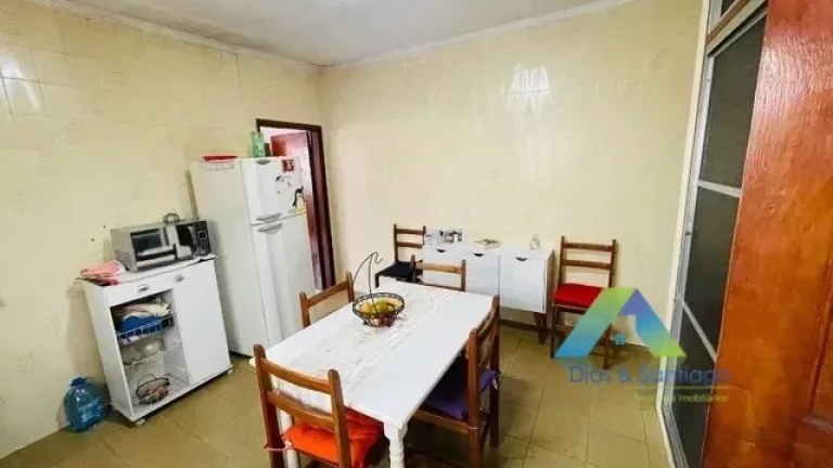 Imagem Casa a venda 3 dorm 3 vagas por R$ 530 mil. Próximo a Av Pres. Tancredo Neves