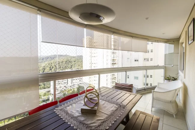 Imagem Venda de Apartamento de Luxo em Tamboré, Santana de Parnaíba-SP: 2 quartos, 1 suíte, 4 banheiros, 2 vagas de garagem - 133m²